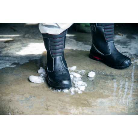 Bottes de sécurité thermiques fourrées S3